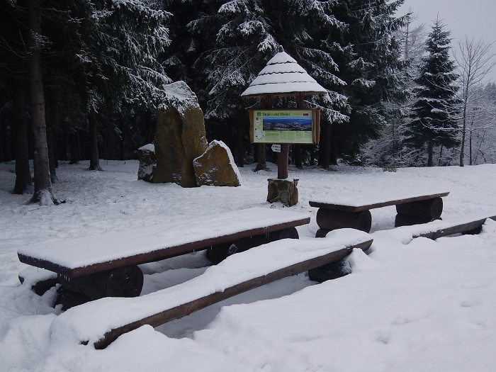 13. Posezení u kaple pod Muřinkovým vrchem, Beskydy