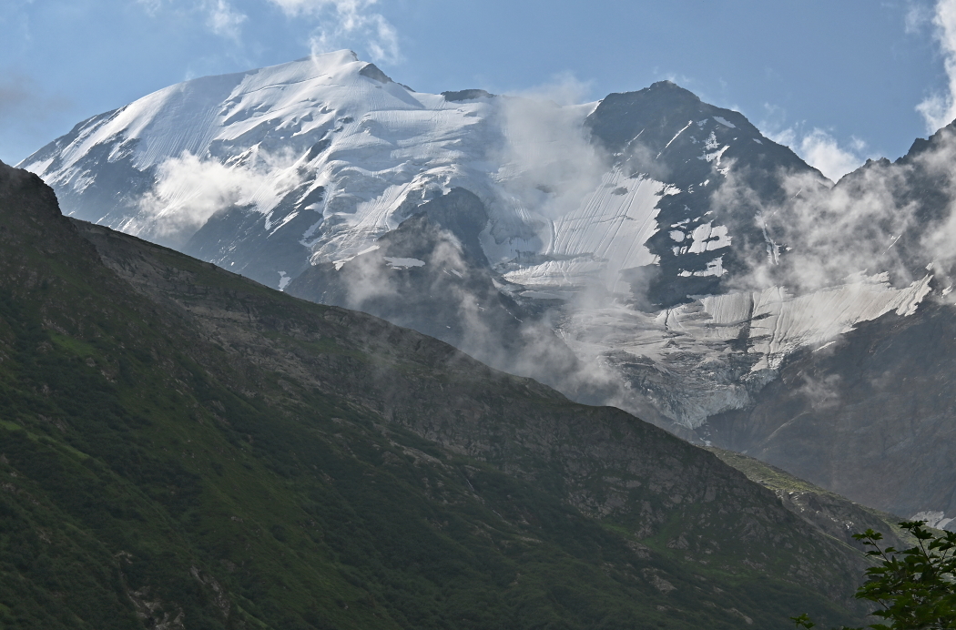 4_Aiguille_de_Bionnassay_4052_m