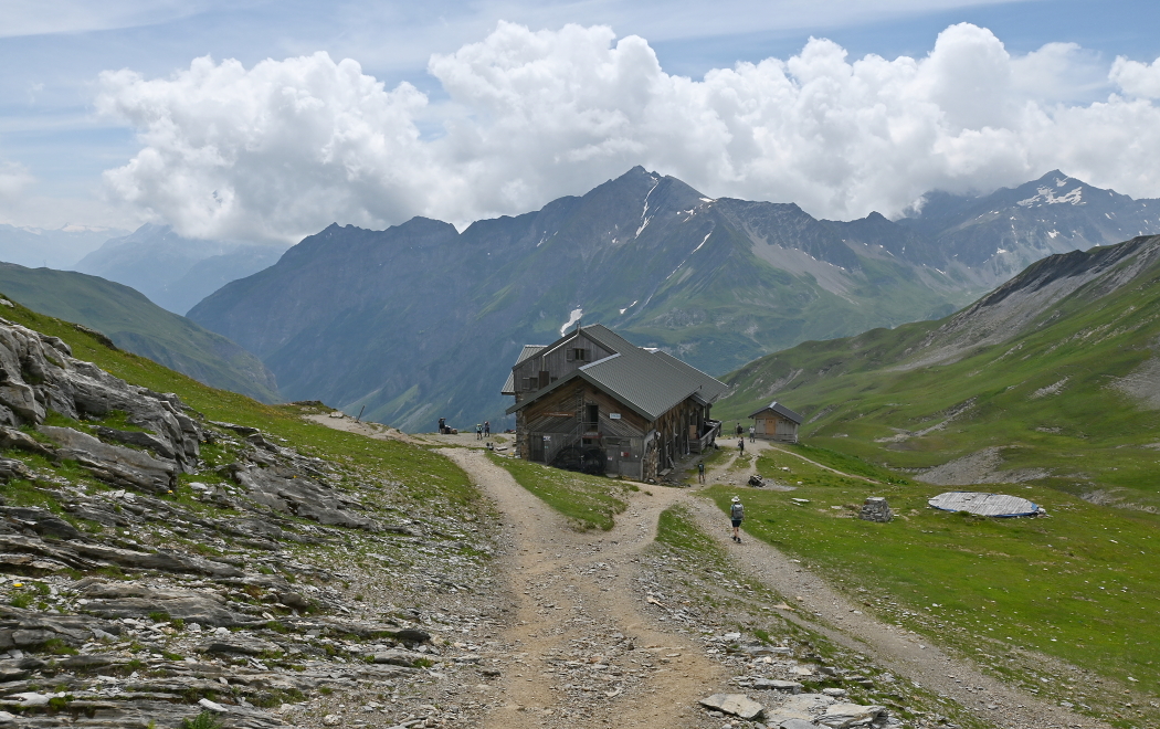 17_Refuge_de_la_Croix_du_Bonhomme_2443_m