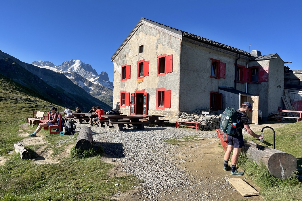 44_Chata_v_Col_de_Balme_2191_m