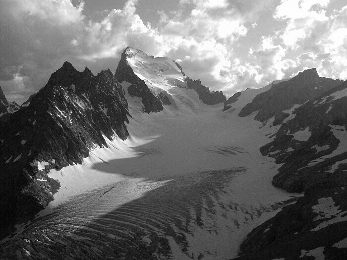 29. Glacier Blanc a Barre des Écrins