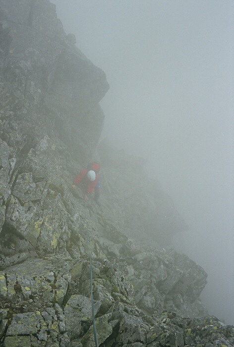 V. Tatry, Martinovkou v mlze