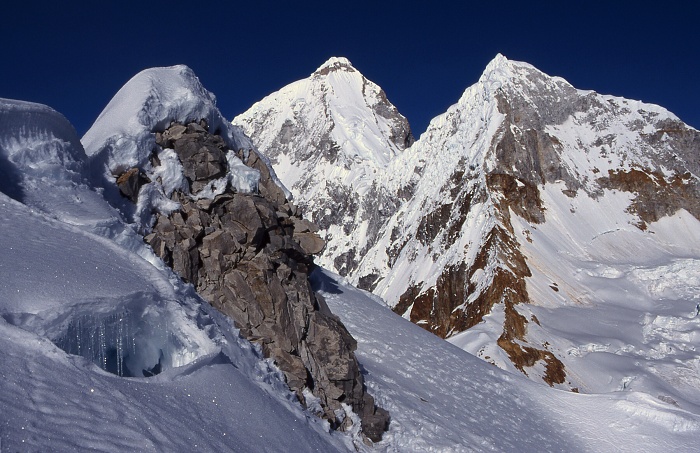 13. Huandoy 6395 m