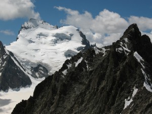 barre-s-dome-des-ecrins-a-roche-paillon.jpg